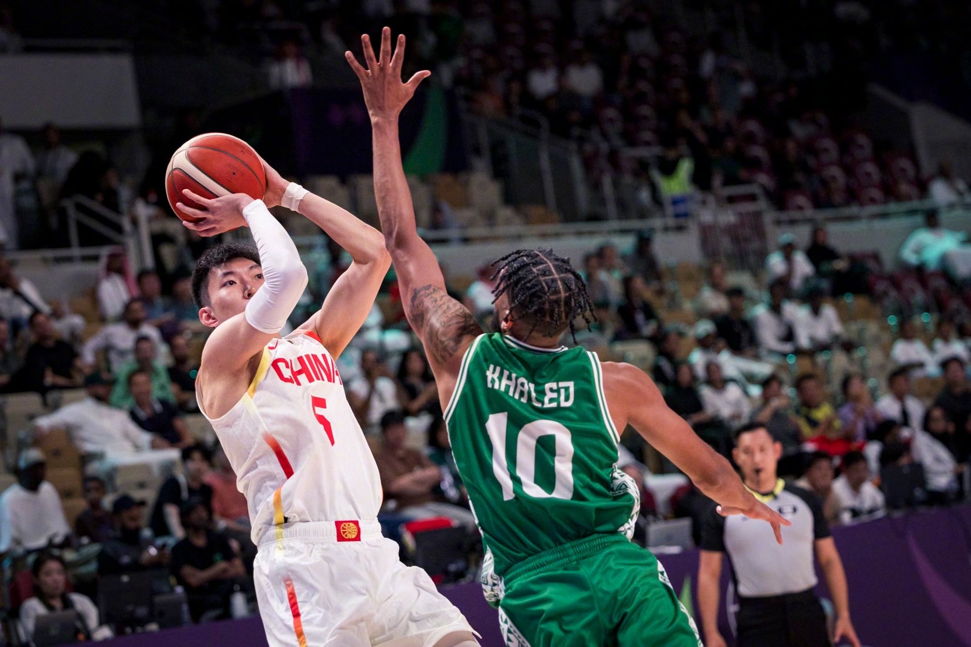 阿森纳迎CBA季后赛关键赛；国际比赛日止住颓势；气氛紧张；更衣室氛围转暖的简单介绍-爱游戏平台